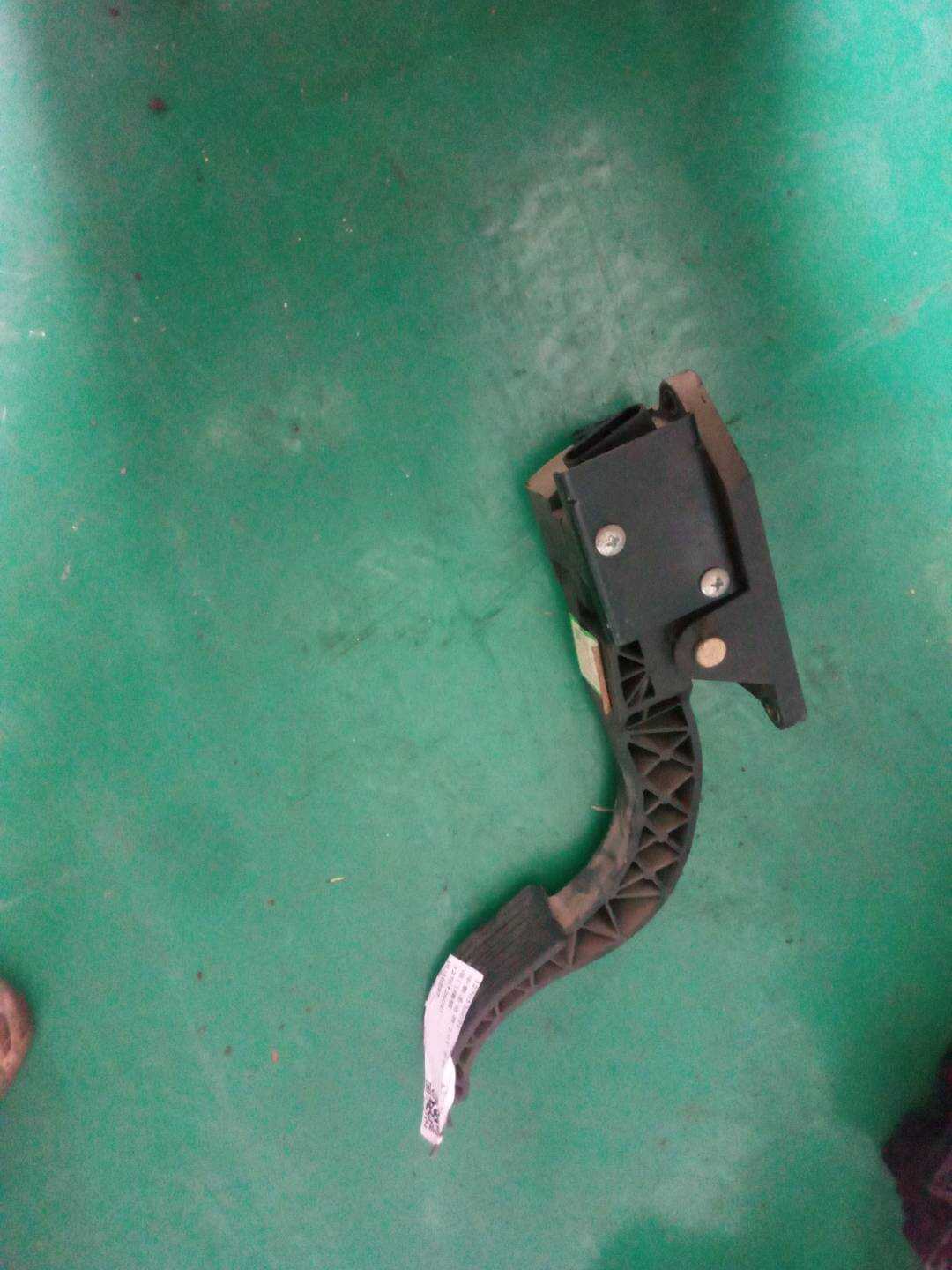 3270526021 Accelerator Pedal