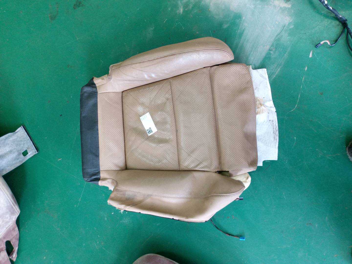 97052157103 驾驶员座椅底座软垫
