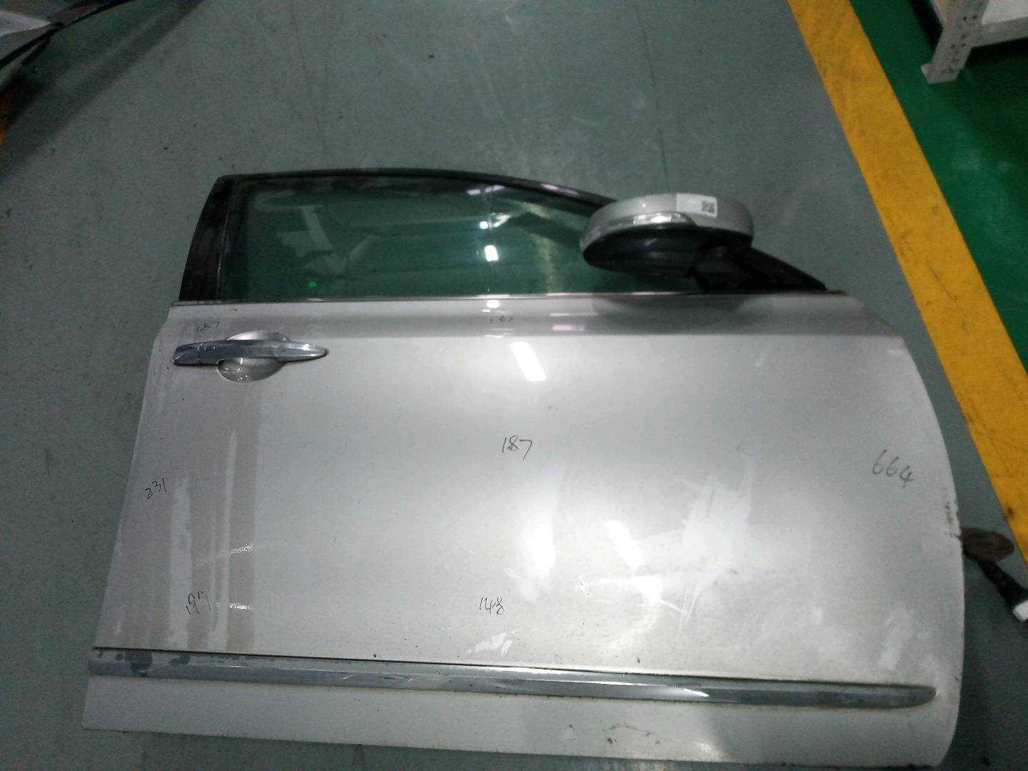 K6373JN00B 倒车镜壳（右）
