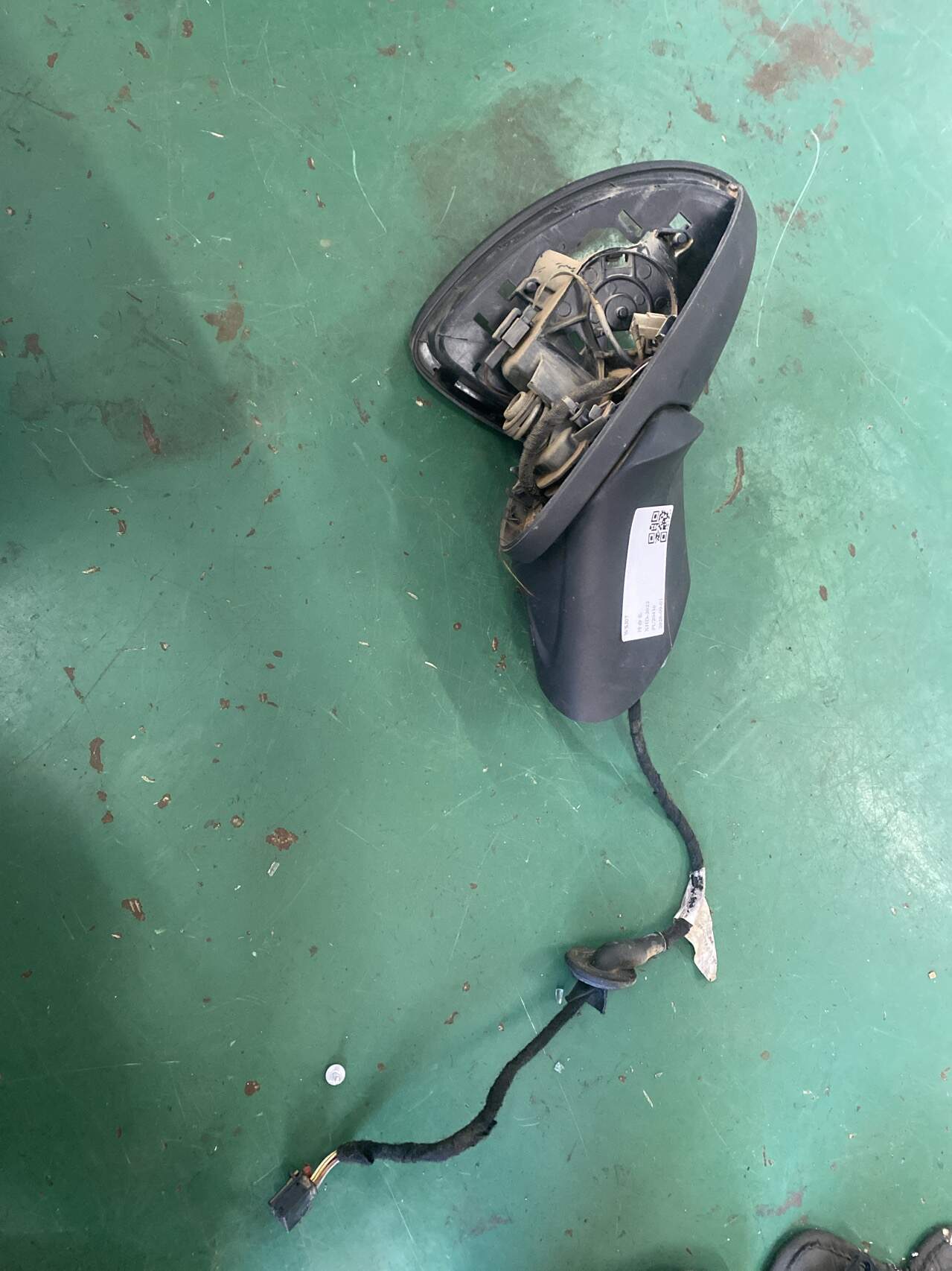 95873150700 倒车镜固定座(左)