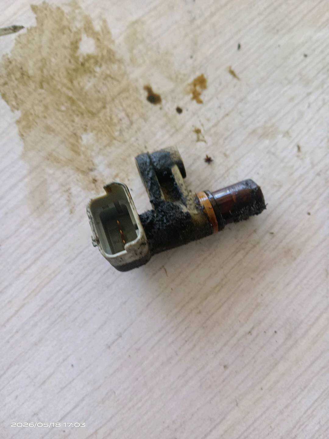 19208W Camshaft Position Sensor