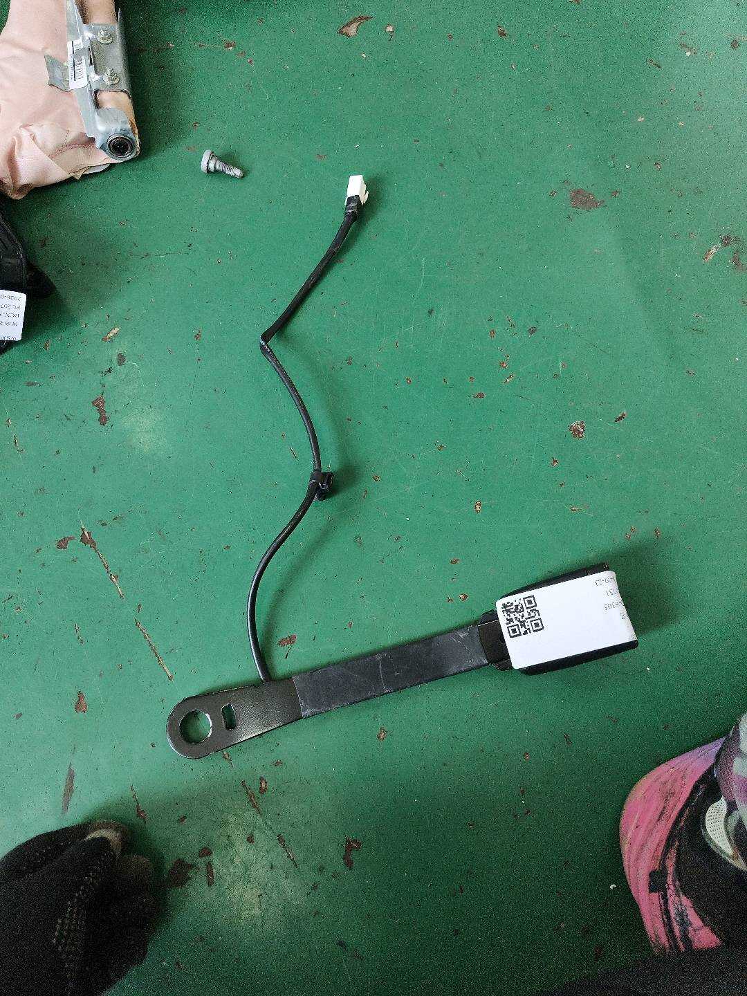 SCEA5811030A 左前安全带带扣总成
