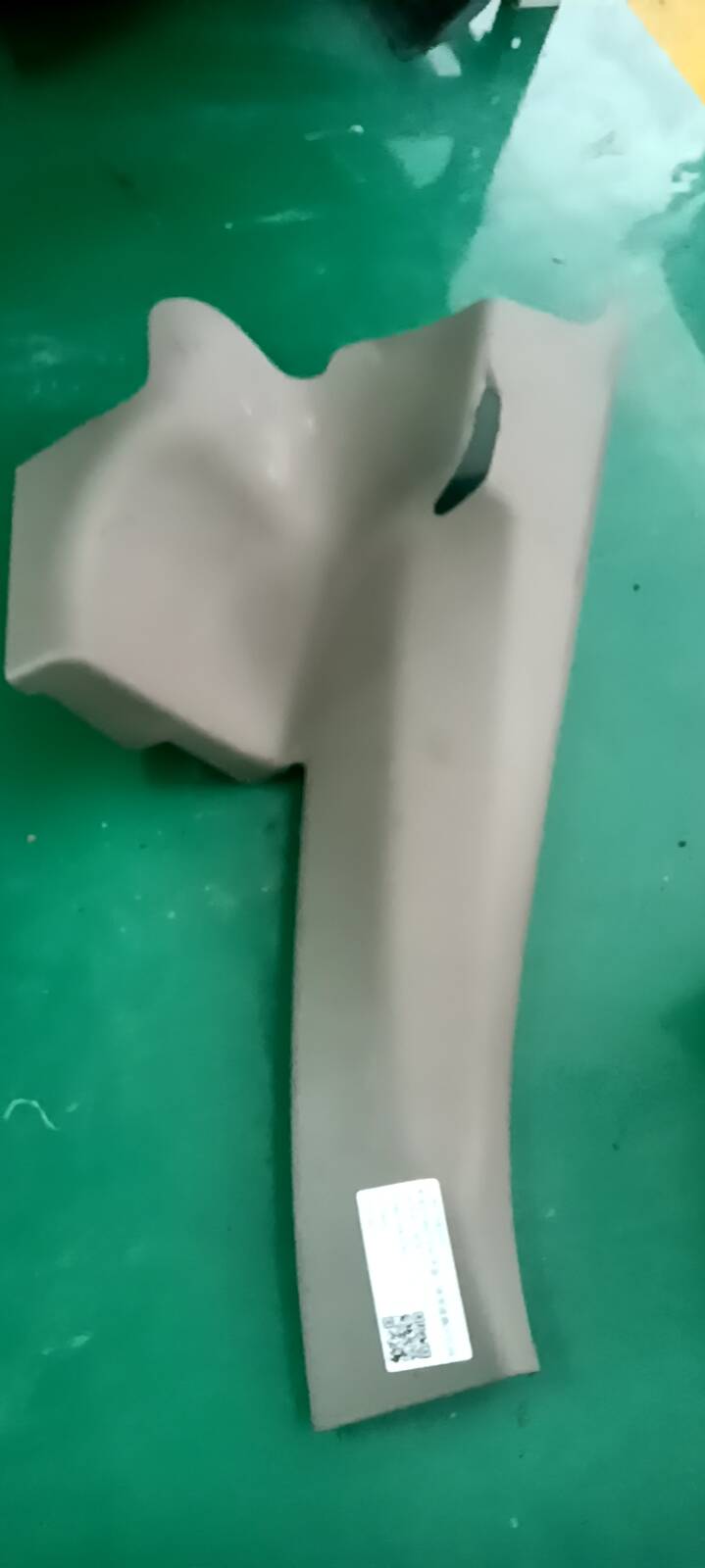 4L0867768A1FU C柱内衬（右下）