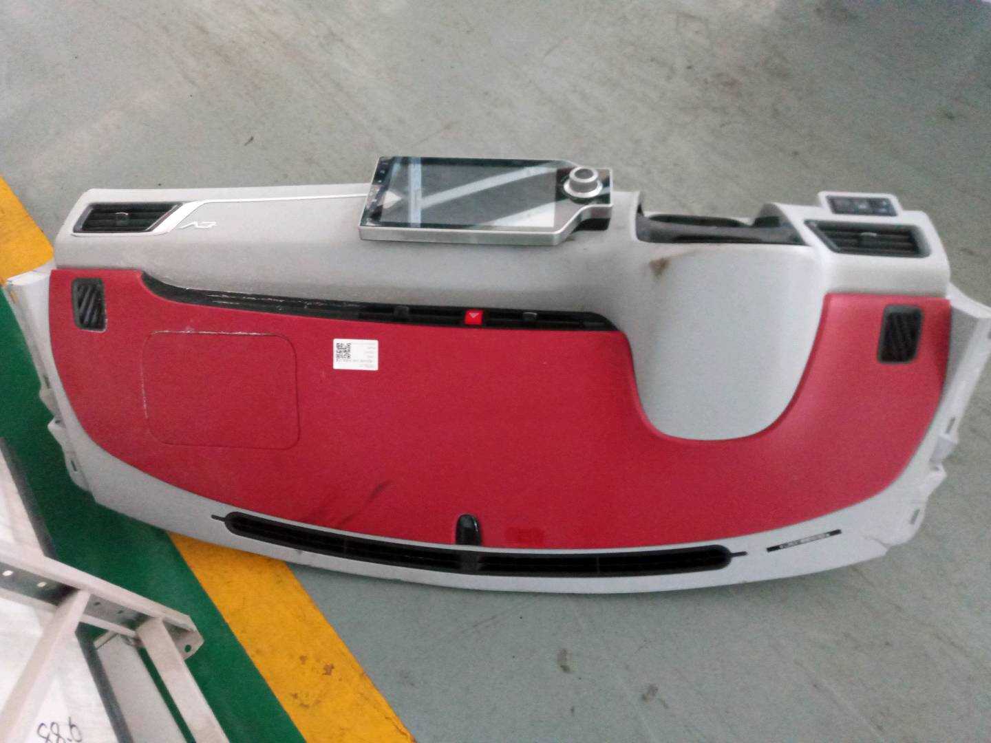 5306100AW11BK 仪表台壳
