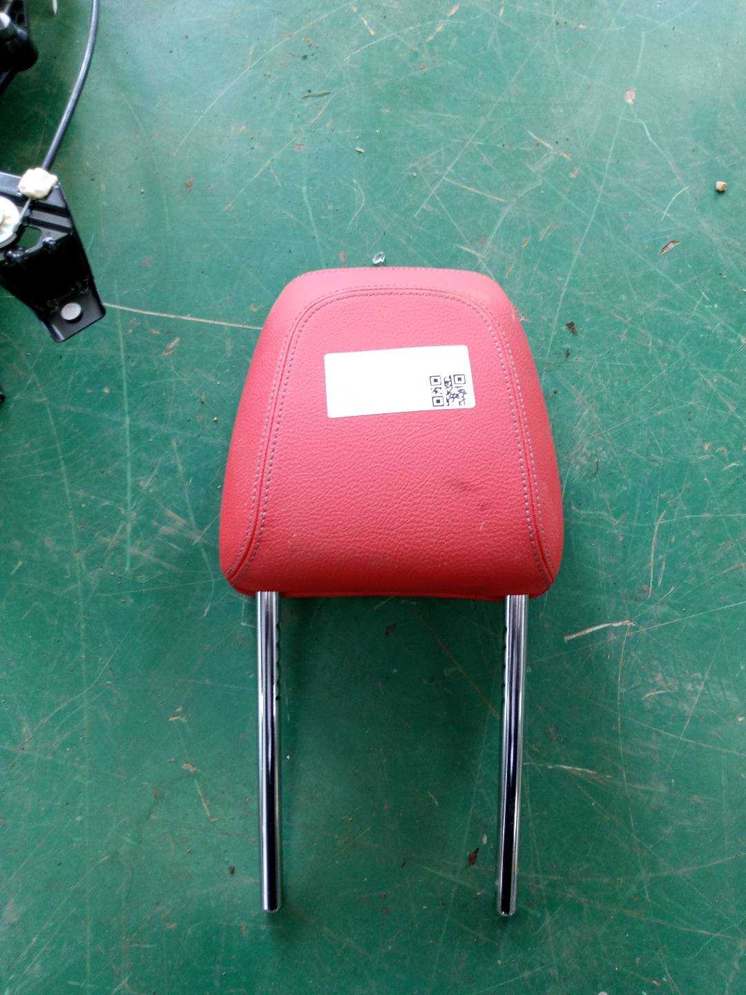 52102460399 驾驶员座椅头枕