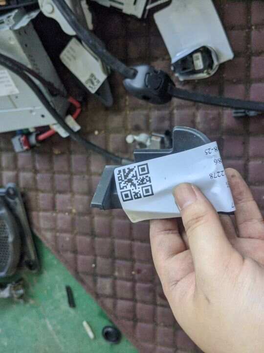 51459305692 适配器挡板（左）