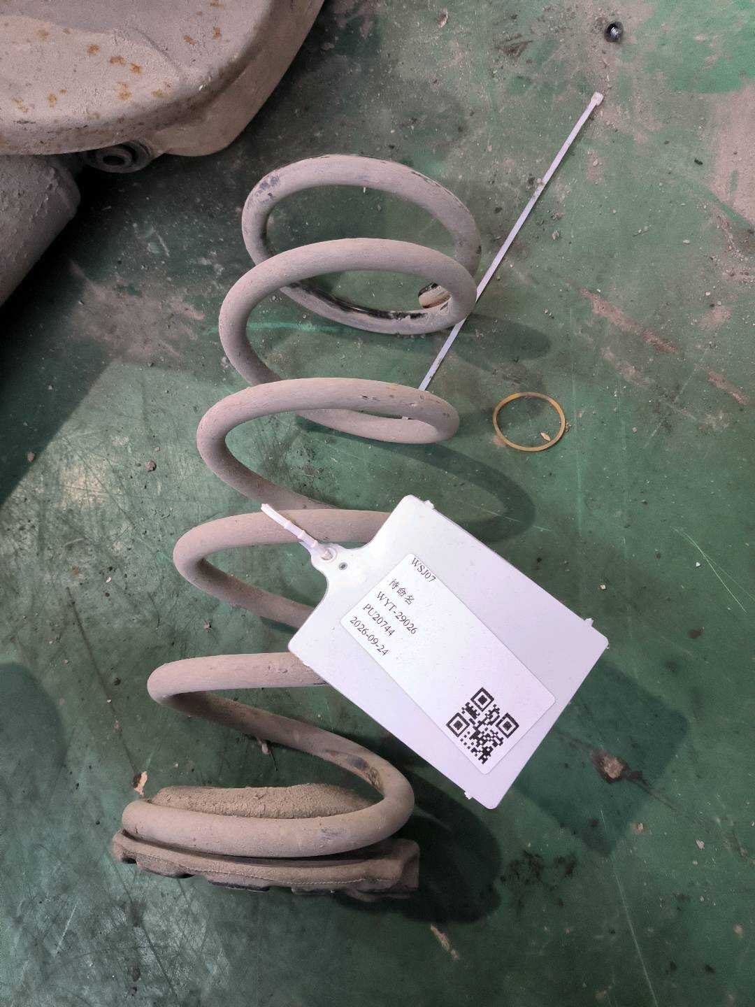 55020JN00D 后减震器螺旋弹簧