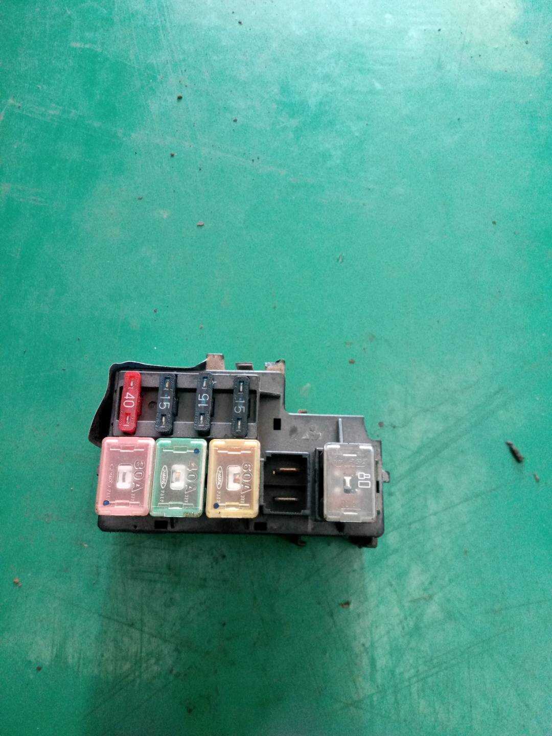 36710D6DJ00 发动机保险盒