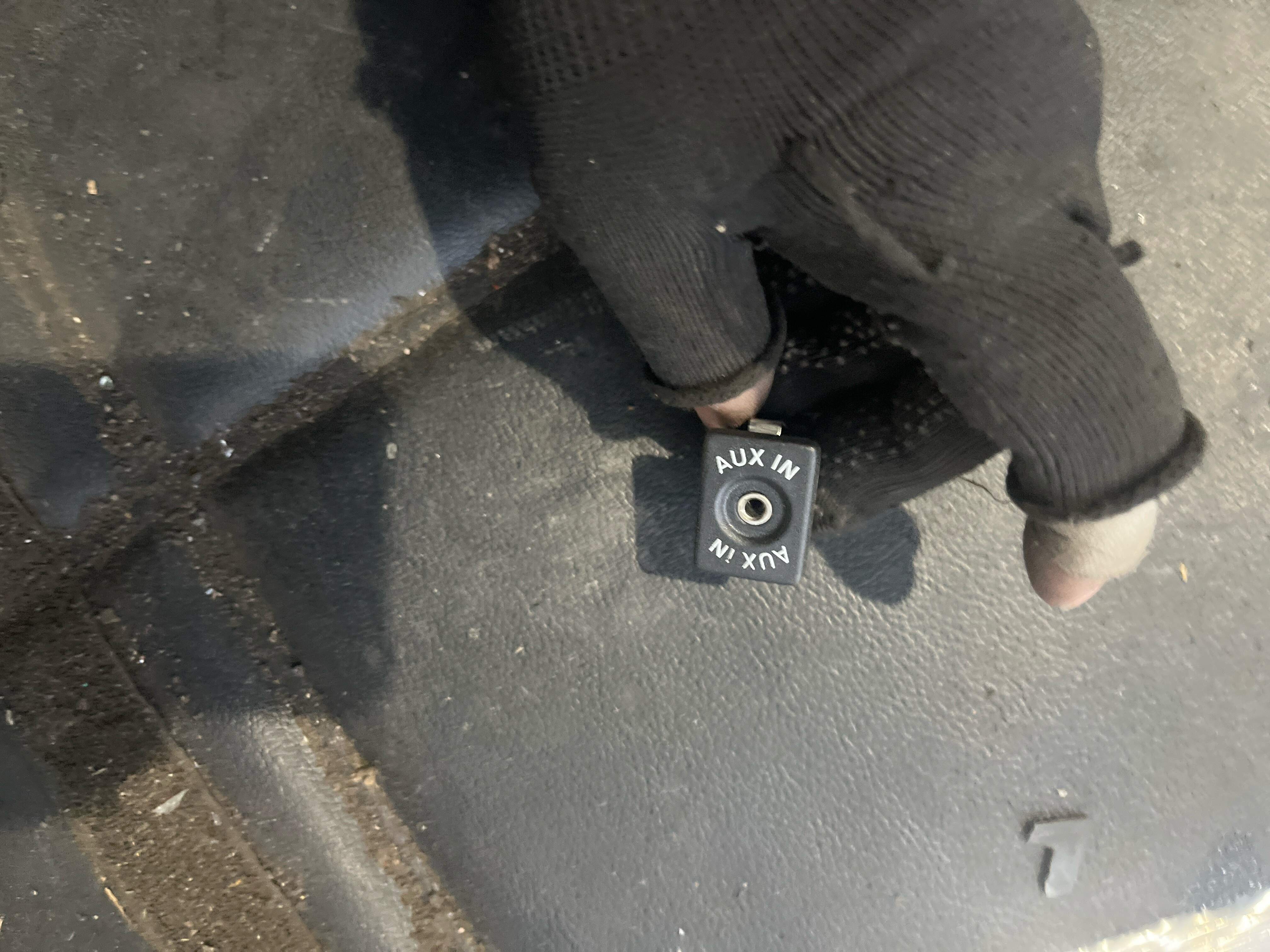 5M0035724 USB Socket