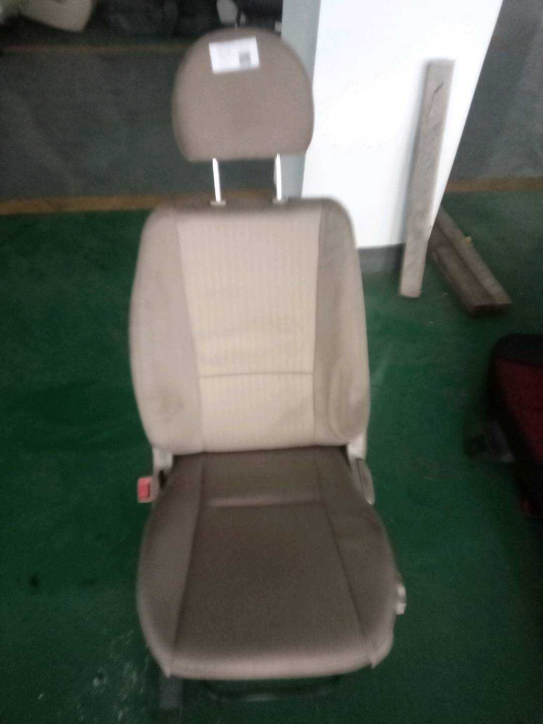 8800103001AA5 驾驶员座椅总成