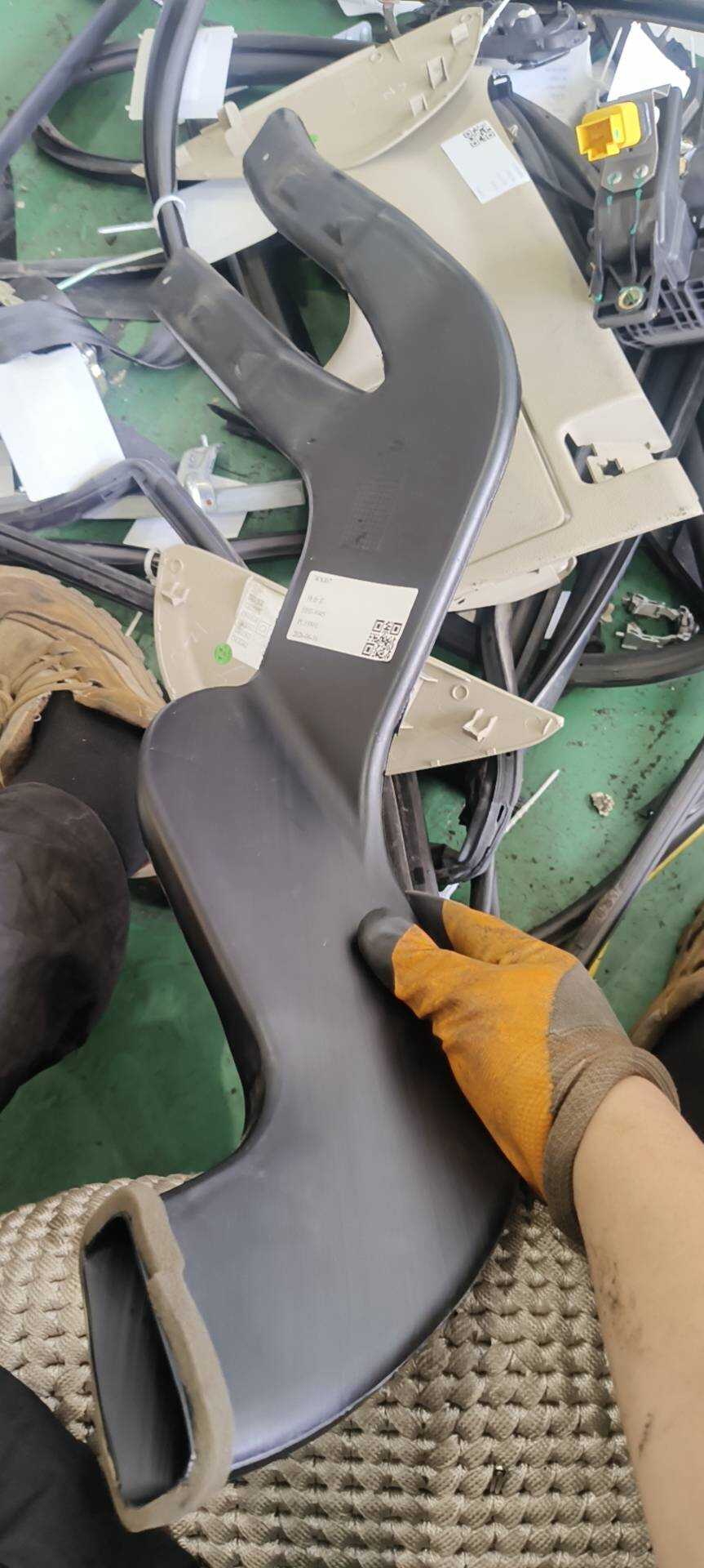 5483520 Floor Duct, Rear