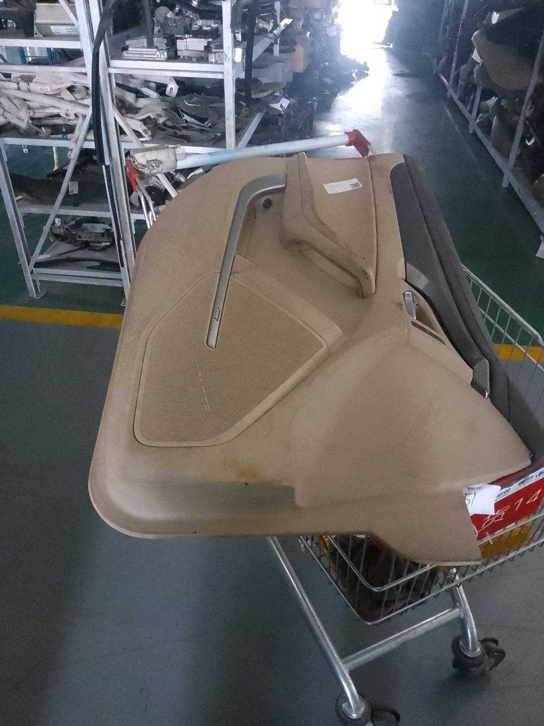 20888397 Front Door Window Regulator Assembly, Left