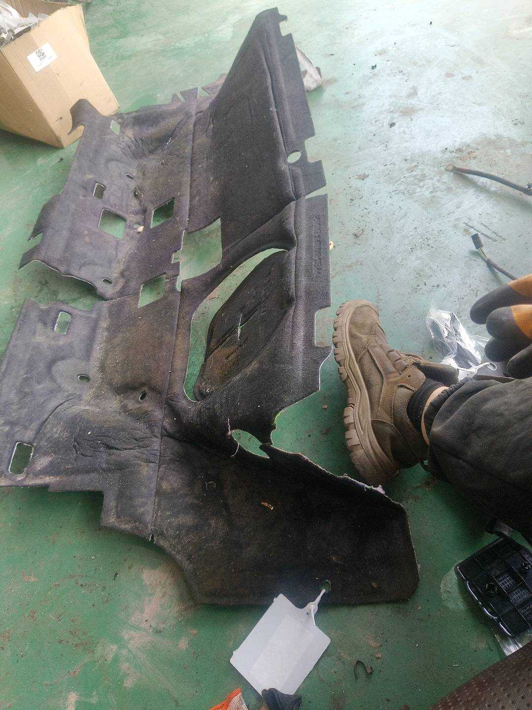51489175027 Sound Insulation Panel