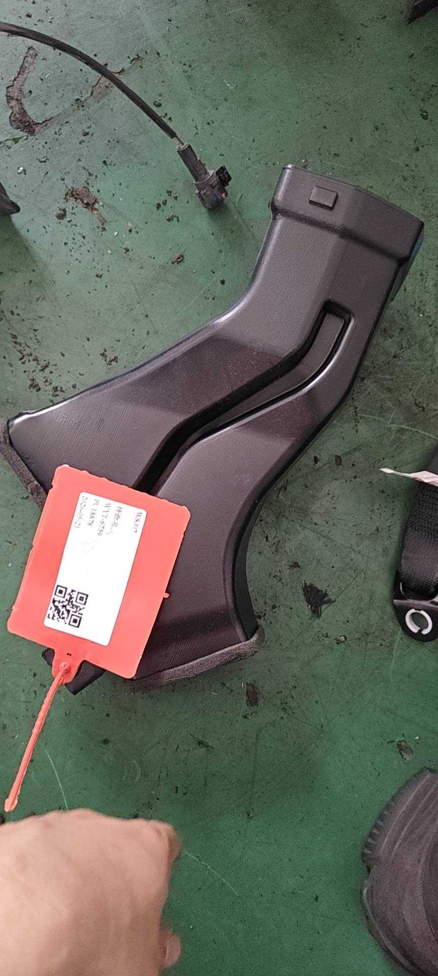 MEH8123590 后空调主吹面风道总成