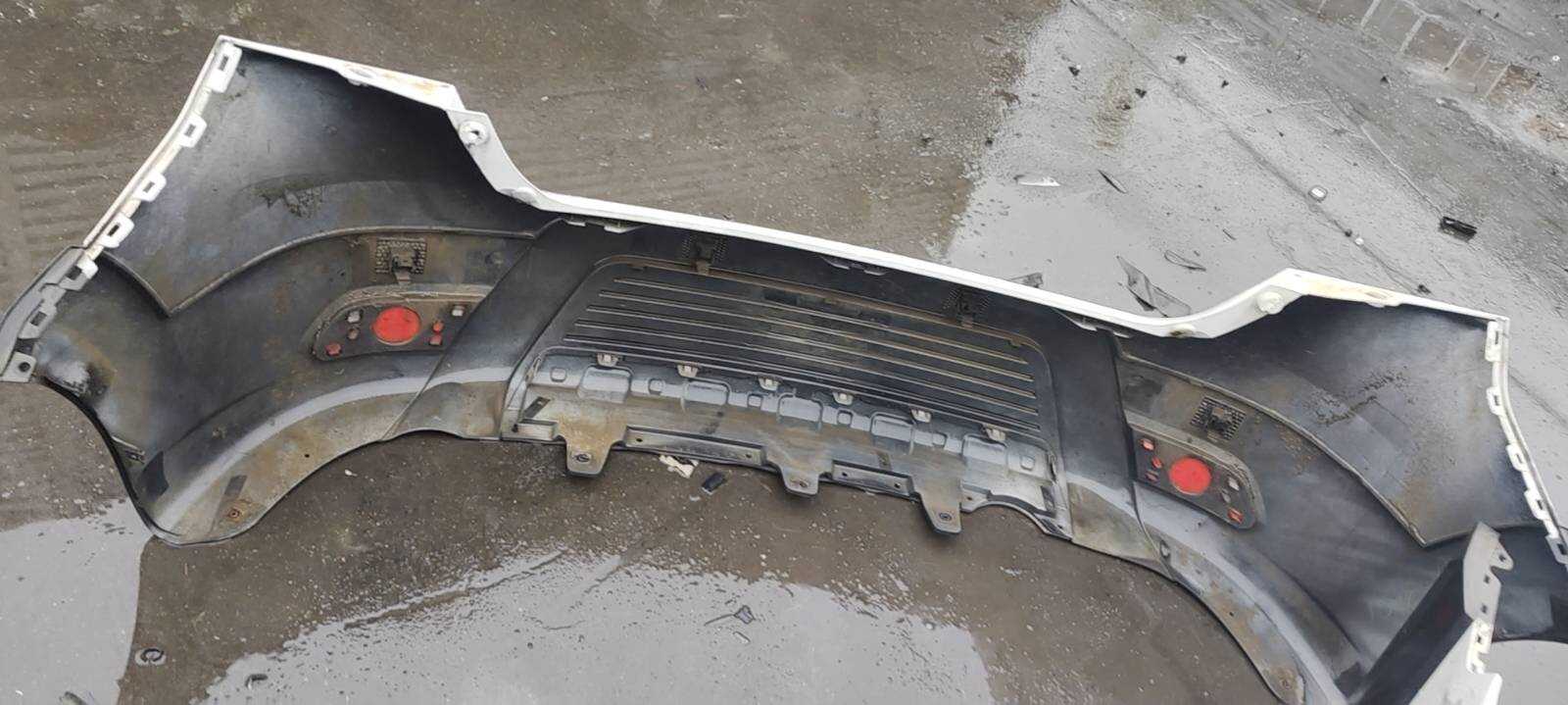 64410059Z Rear Bumper Cover