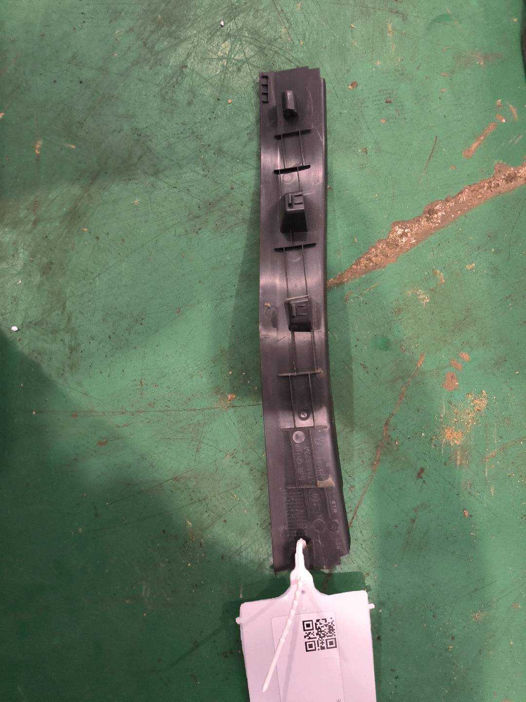 5TA868224 A柱内衬(右中)