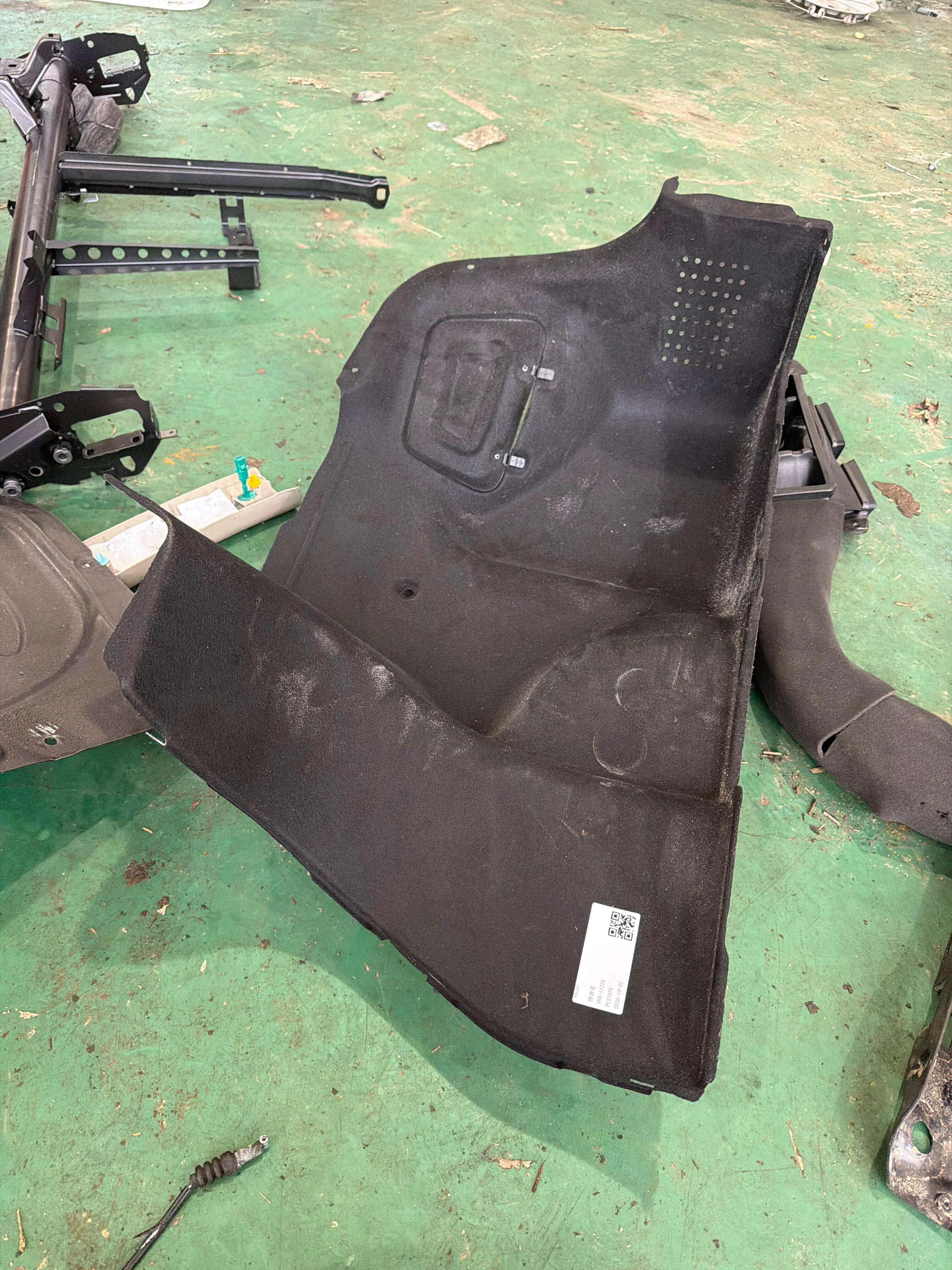 857404X050WK Trunk Trim Panel, Right
