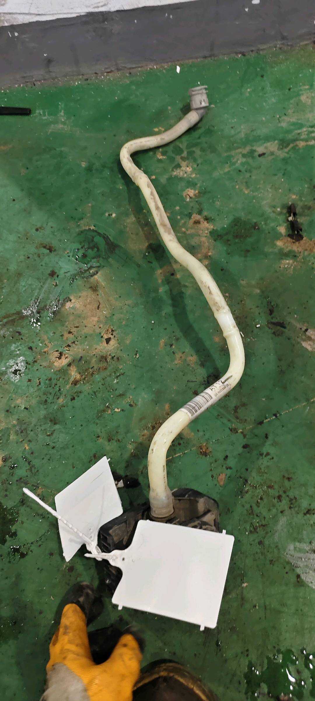 16137471356 油箱泄漏诊断模块