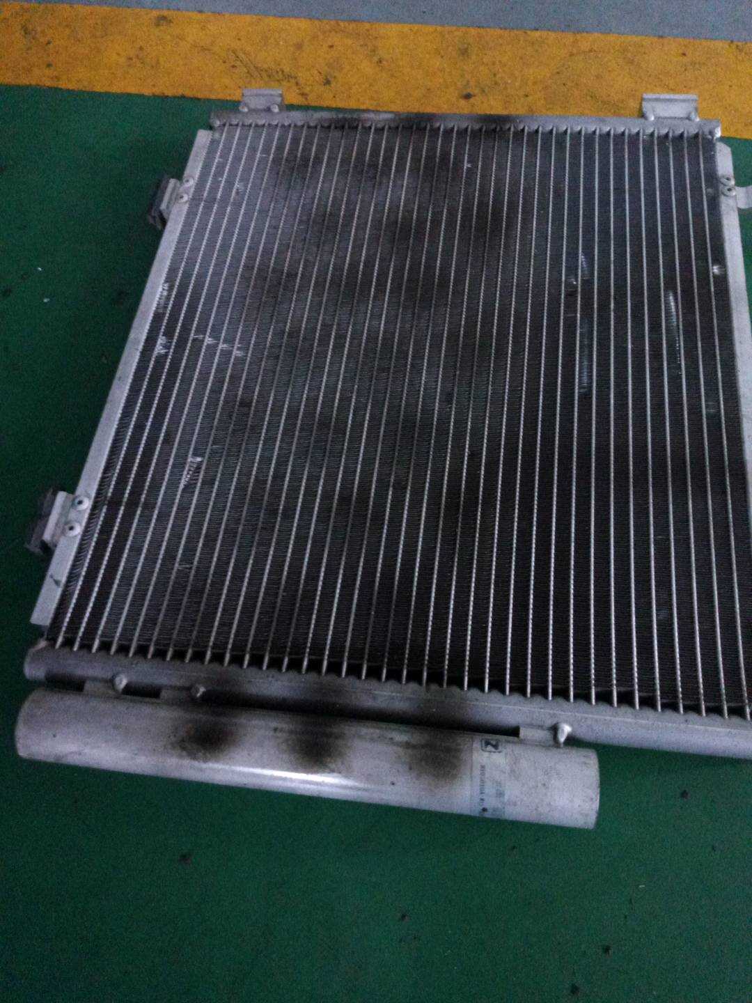 E2008105010AW1127432 冷凝器
