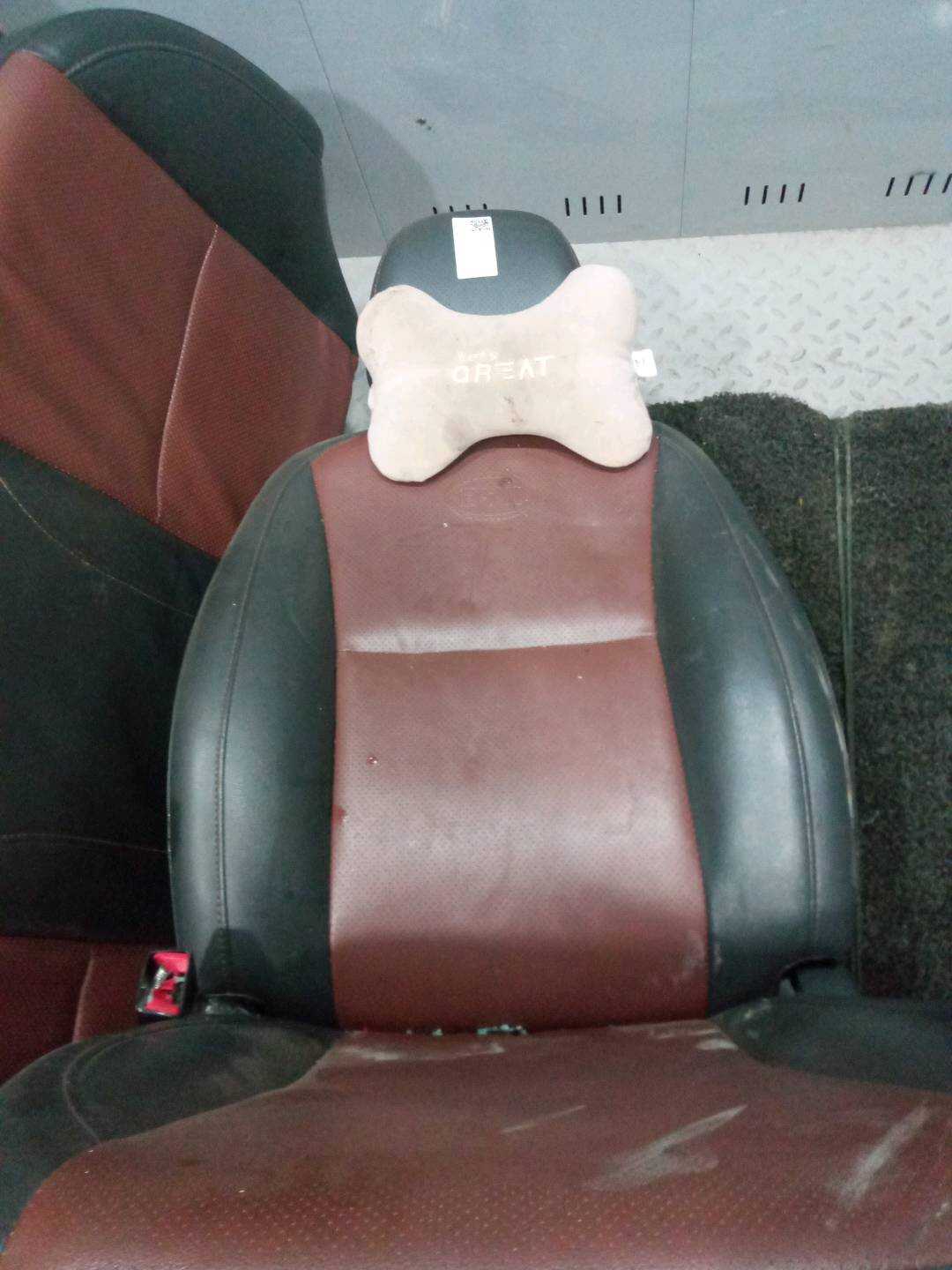 1132551600 驾驶员座椅总成