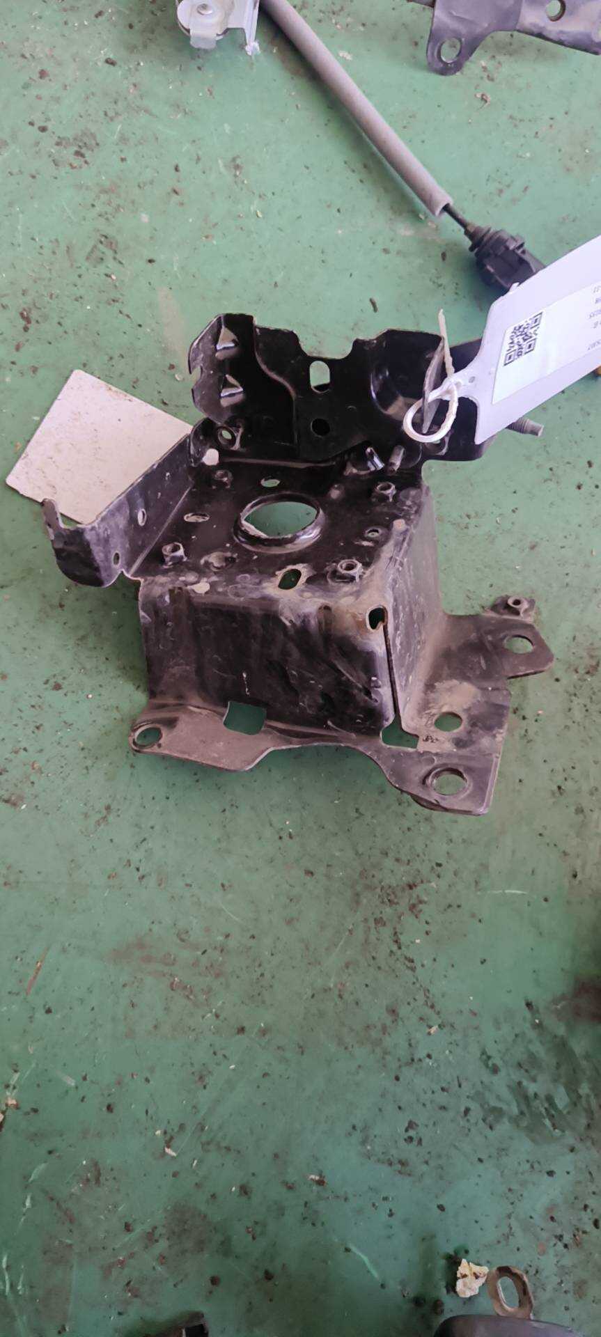 C2P8151 Anti-Theft Horn Bracket