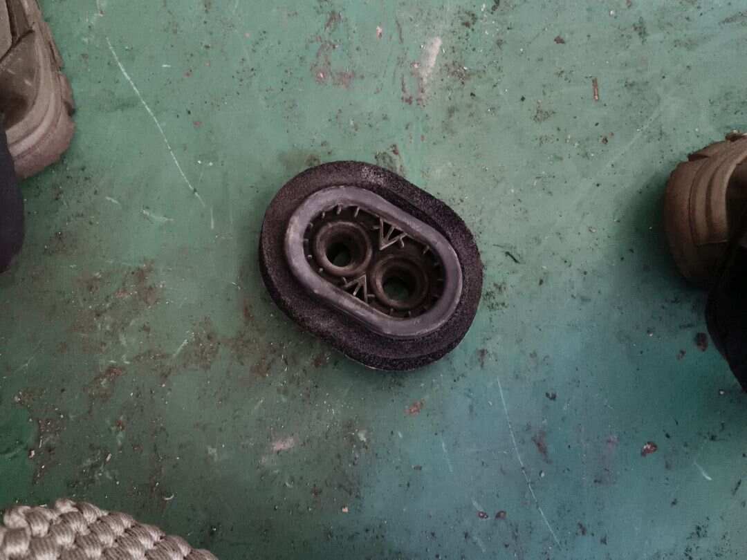 T2H3741 Metal Ring