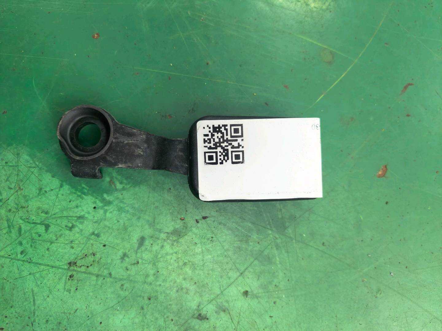 72117161659 后座椅安全带隔离锁