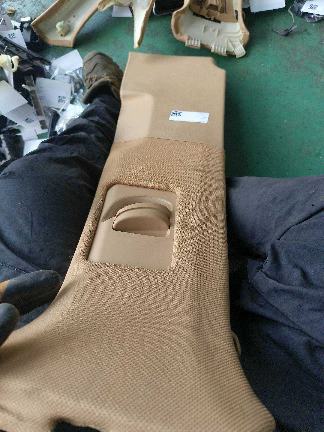 958555239047F3 B柱内衬(左上)