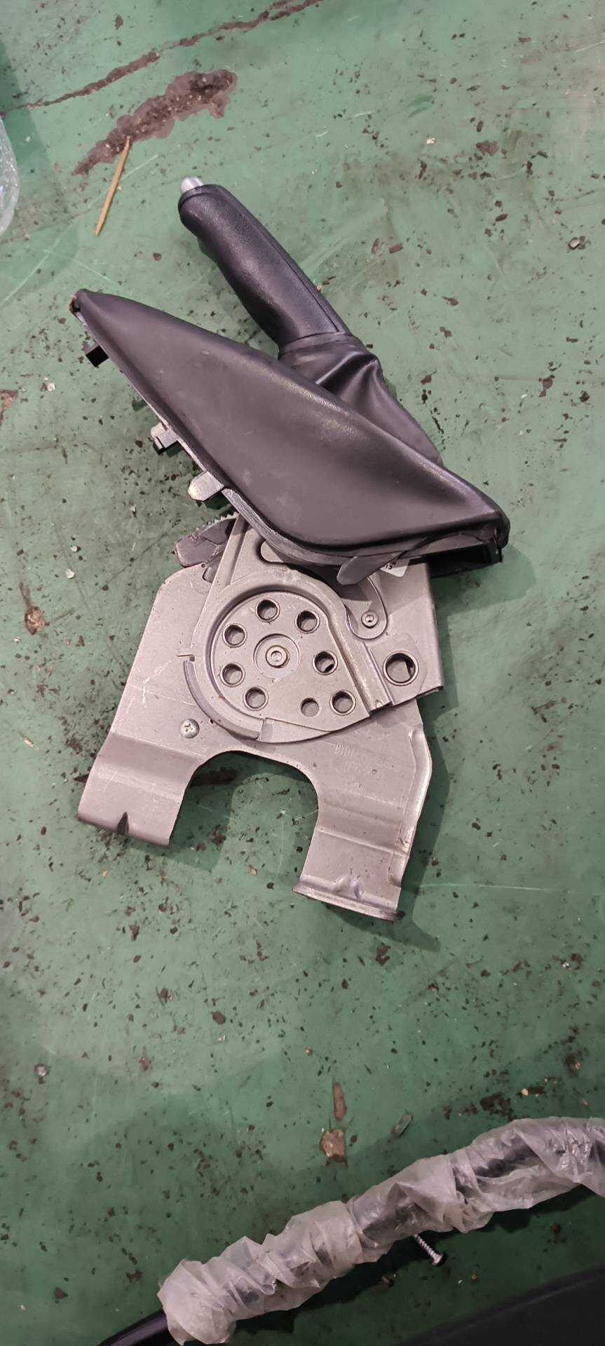 MEFC3508010 Parking Brake Mechanism Assembly
