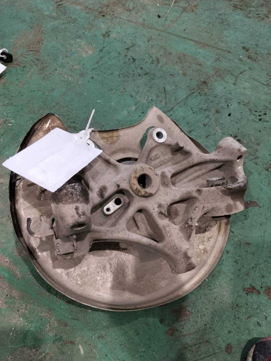 L8WD505431B Rear Steering Knuckle, Left