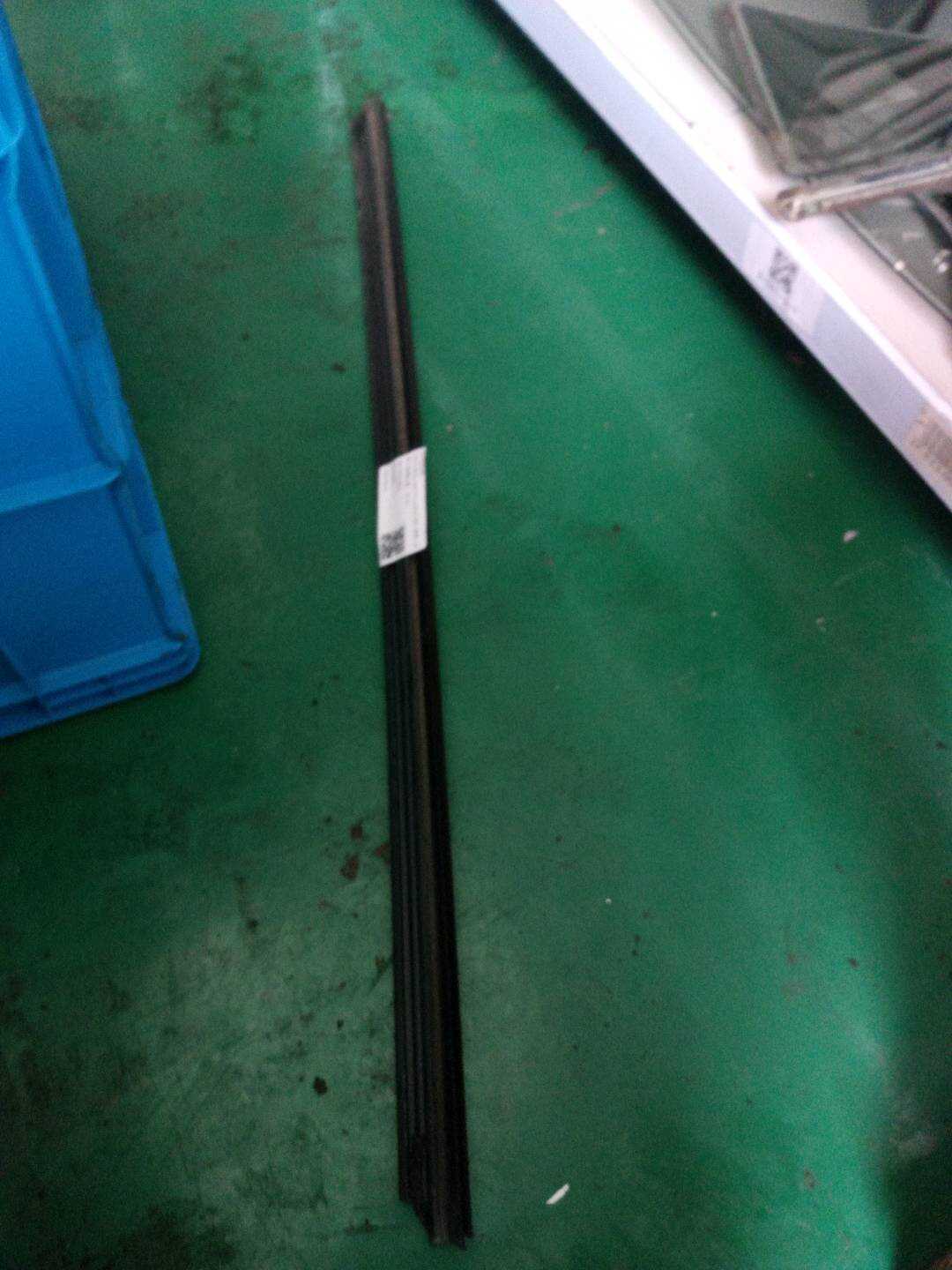 6817102160 前门玻璃压条(右内)
