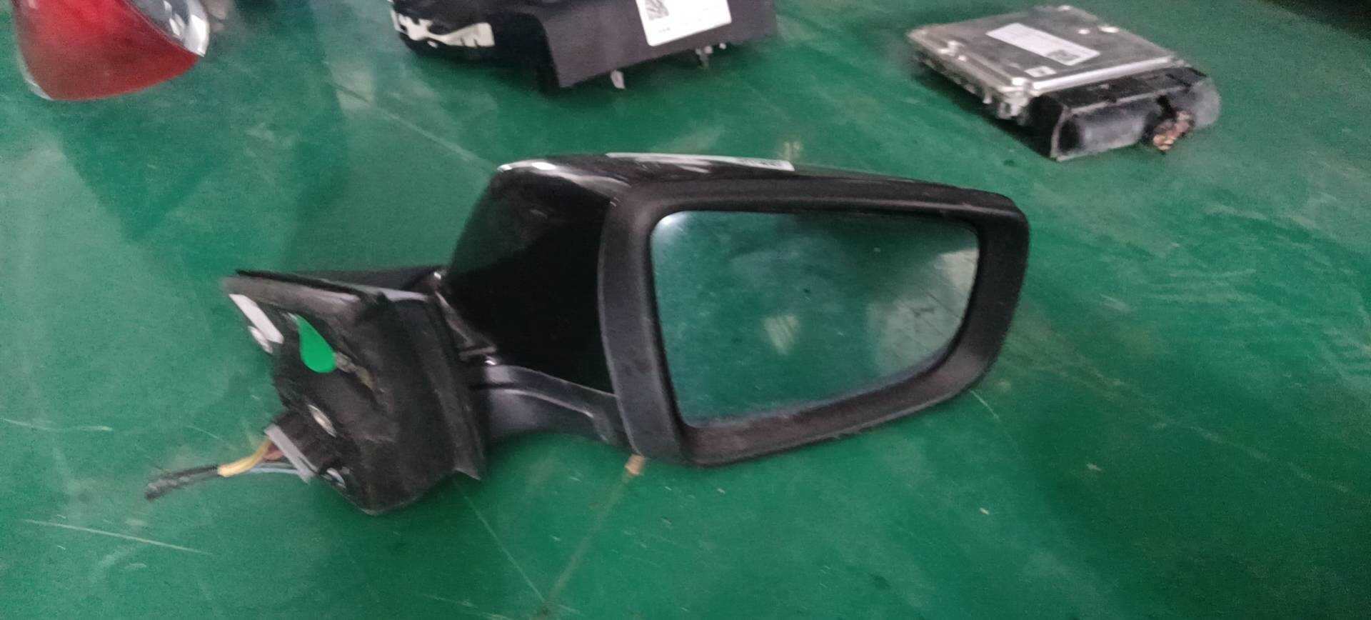 22921176 Side Mirror Assembly, Right