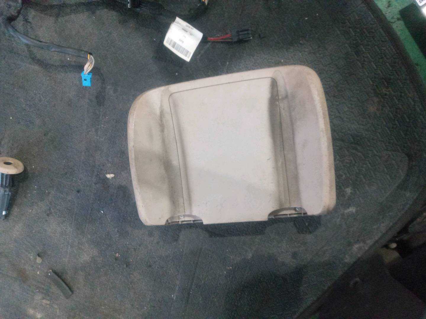 A22187068891148 前座椅头枕显示器（右）
