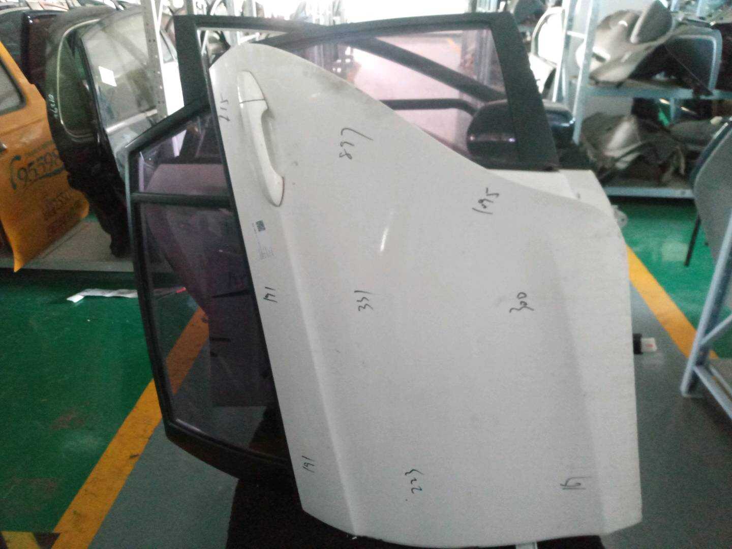 SEDB32V511 Rear Door Shell, Left