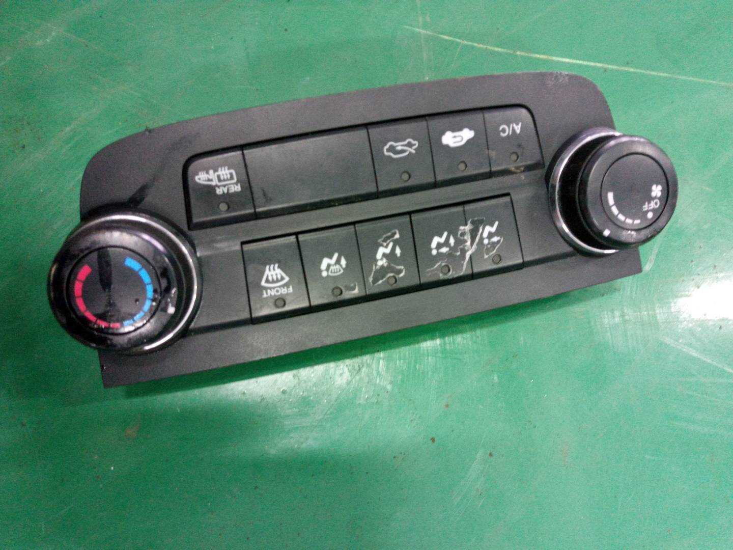 79500SWAG02ZA 空调控制器