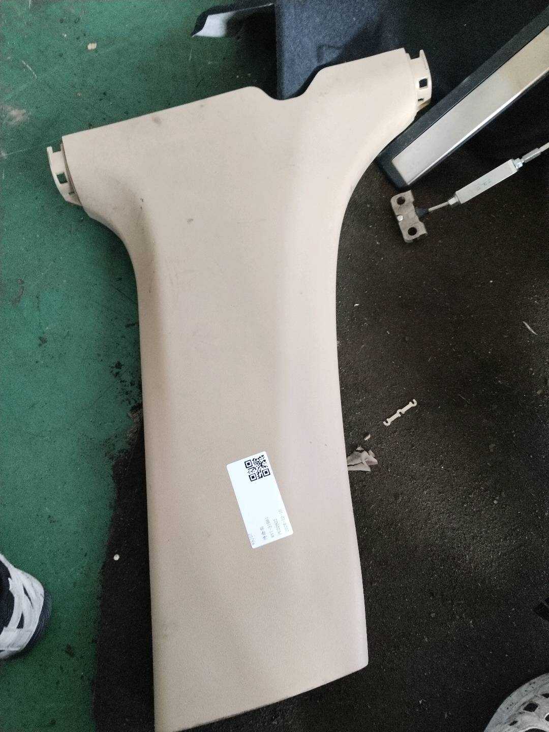 6241333090A0 B柱内衬（右下）