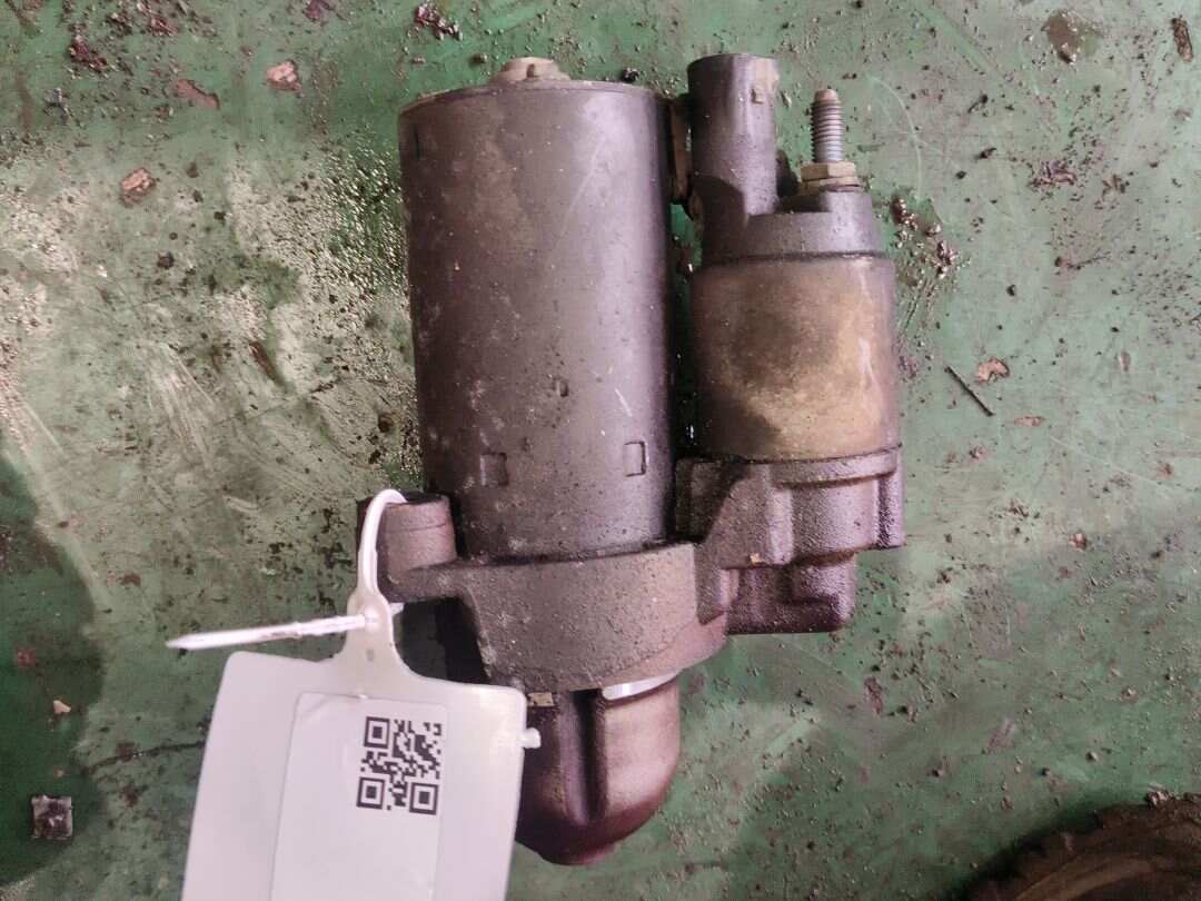 06E911023E 起动机