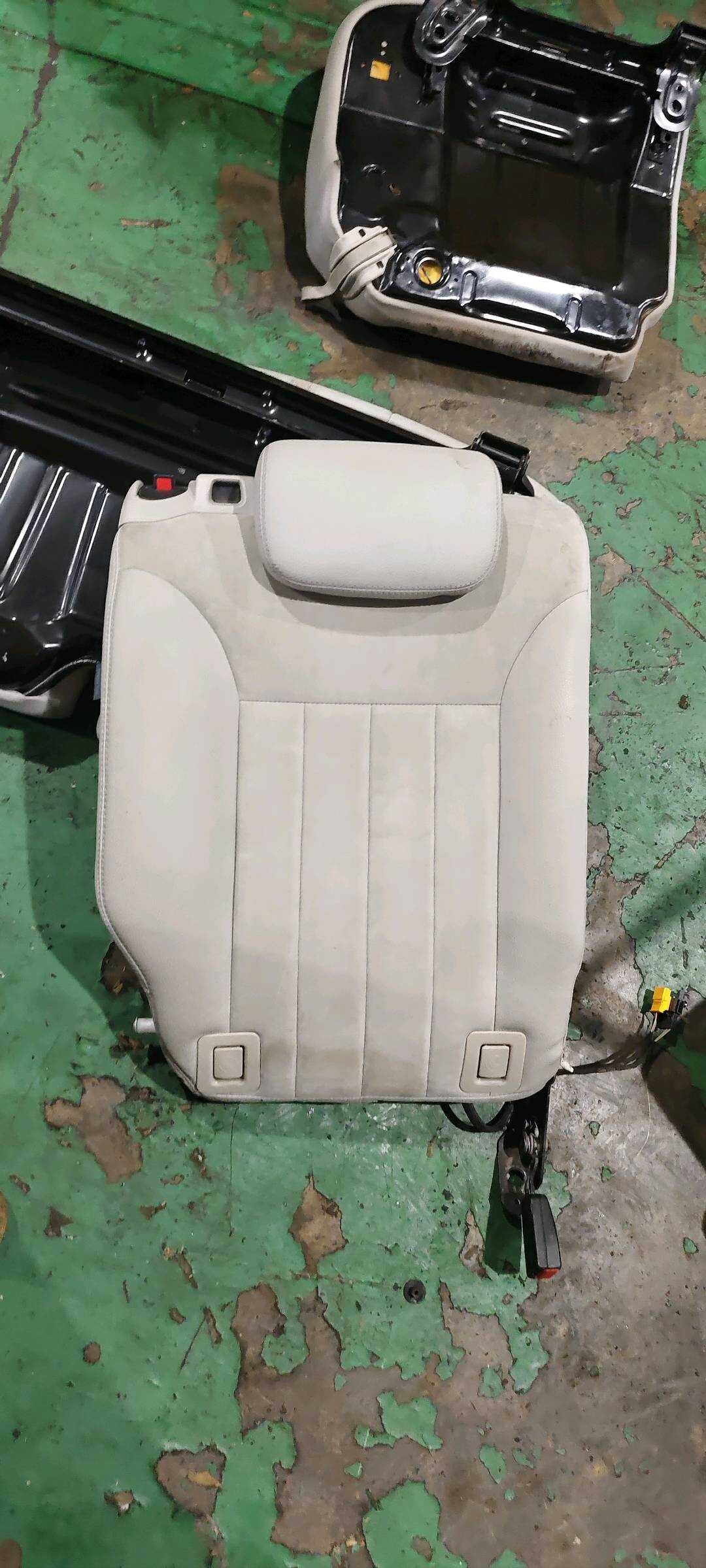 A1649201432 Rear Seat Backrest Assembly, Right