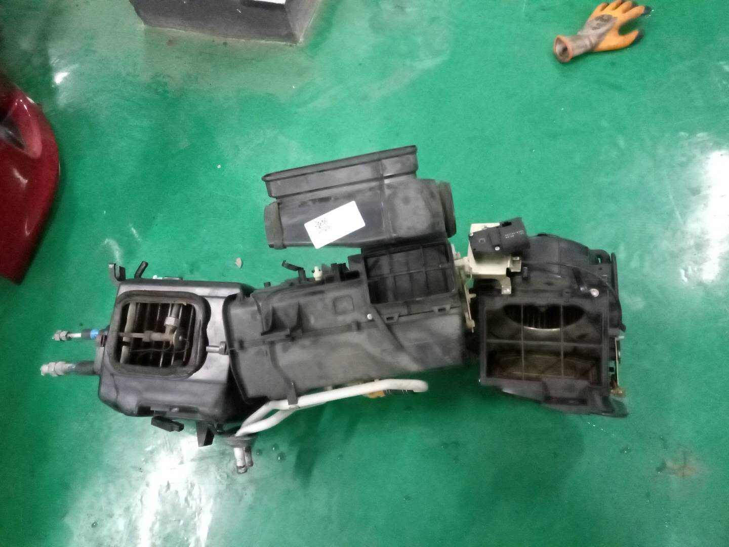 2727071A00F102 蒸发箱总成