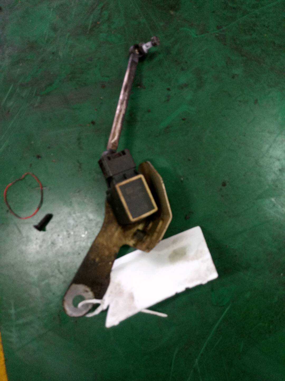 37146752797 Vehicle Height Sensor Link, Front