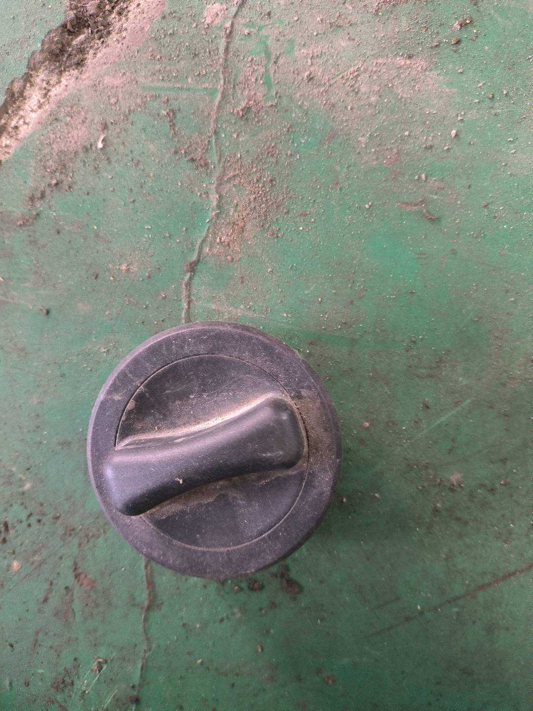 A2174700005 燃油箱加油盖(内)