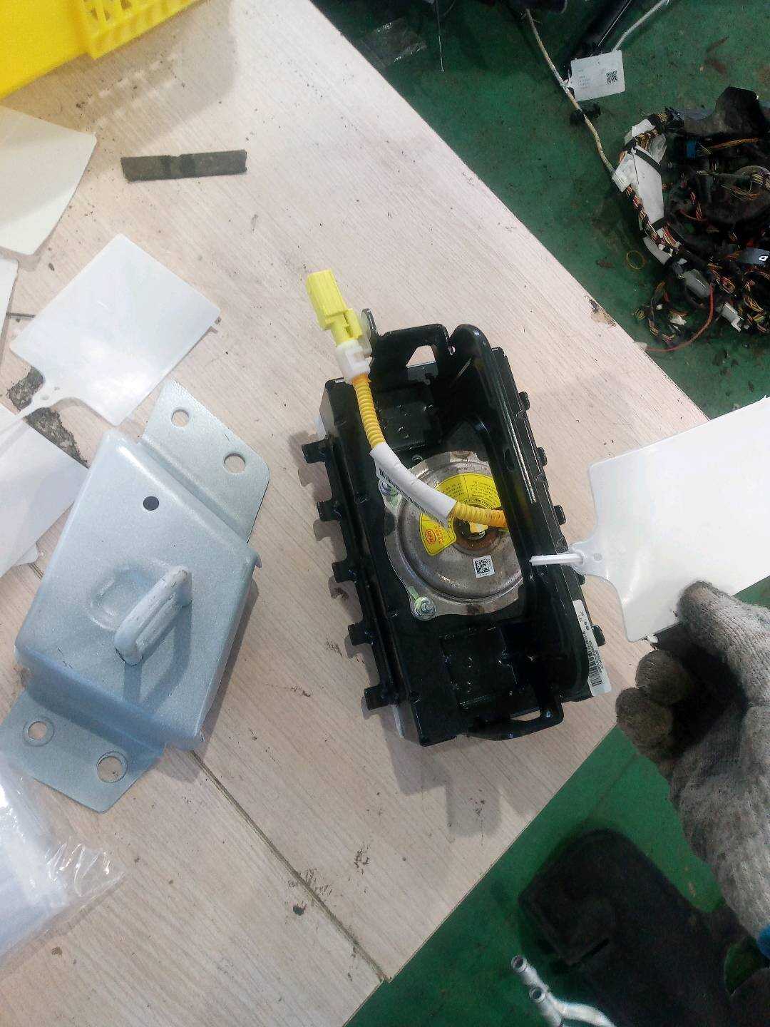 SC5820200 前排乘员安全气囊模块