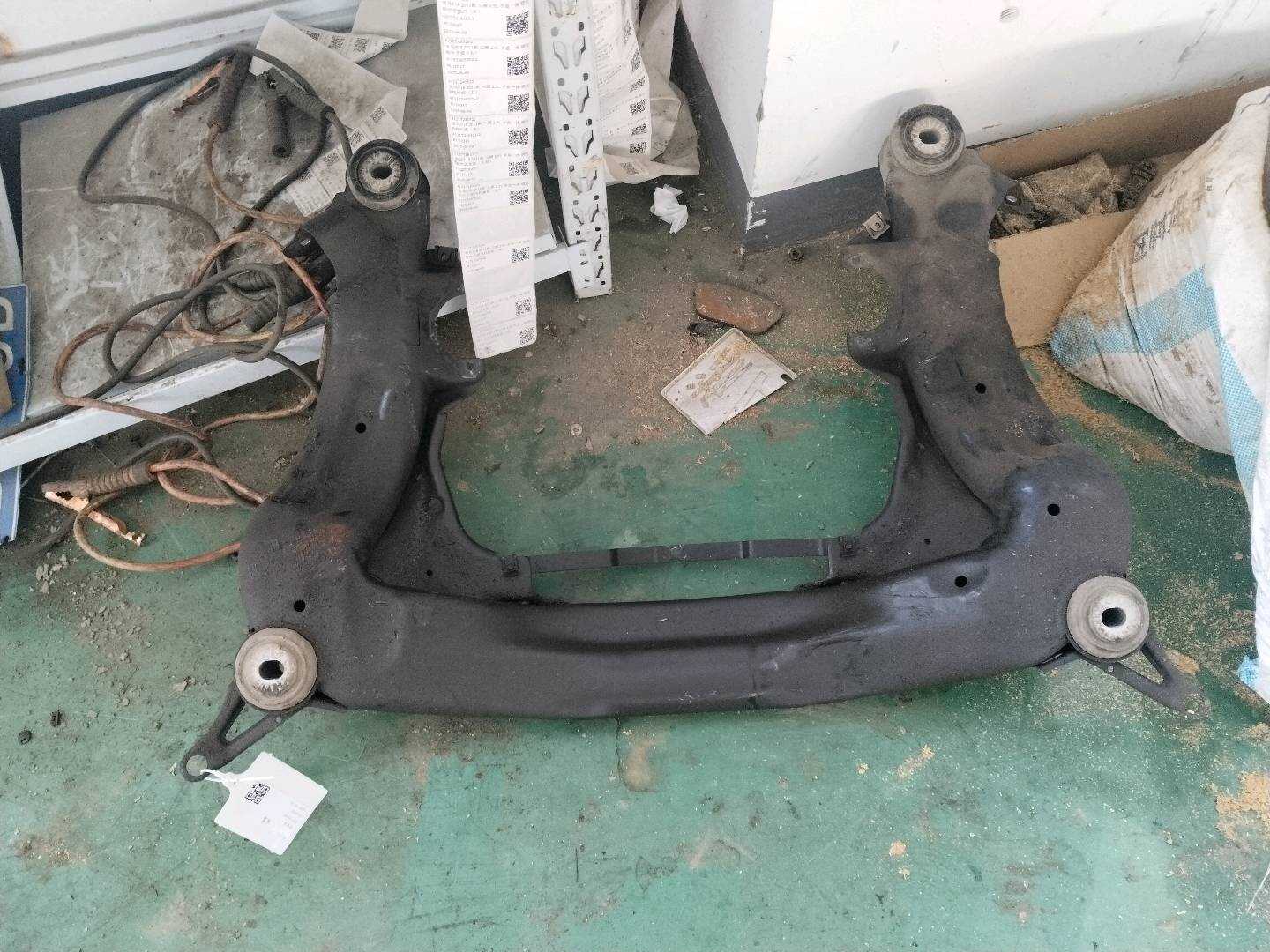 4B0399313CS Subframe Crossmember