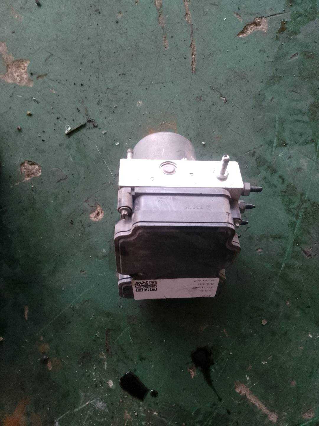 1636405880 ABS泵总成