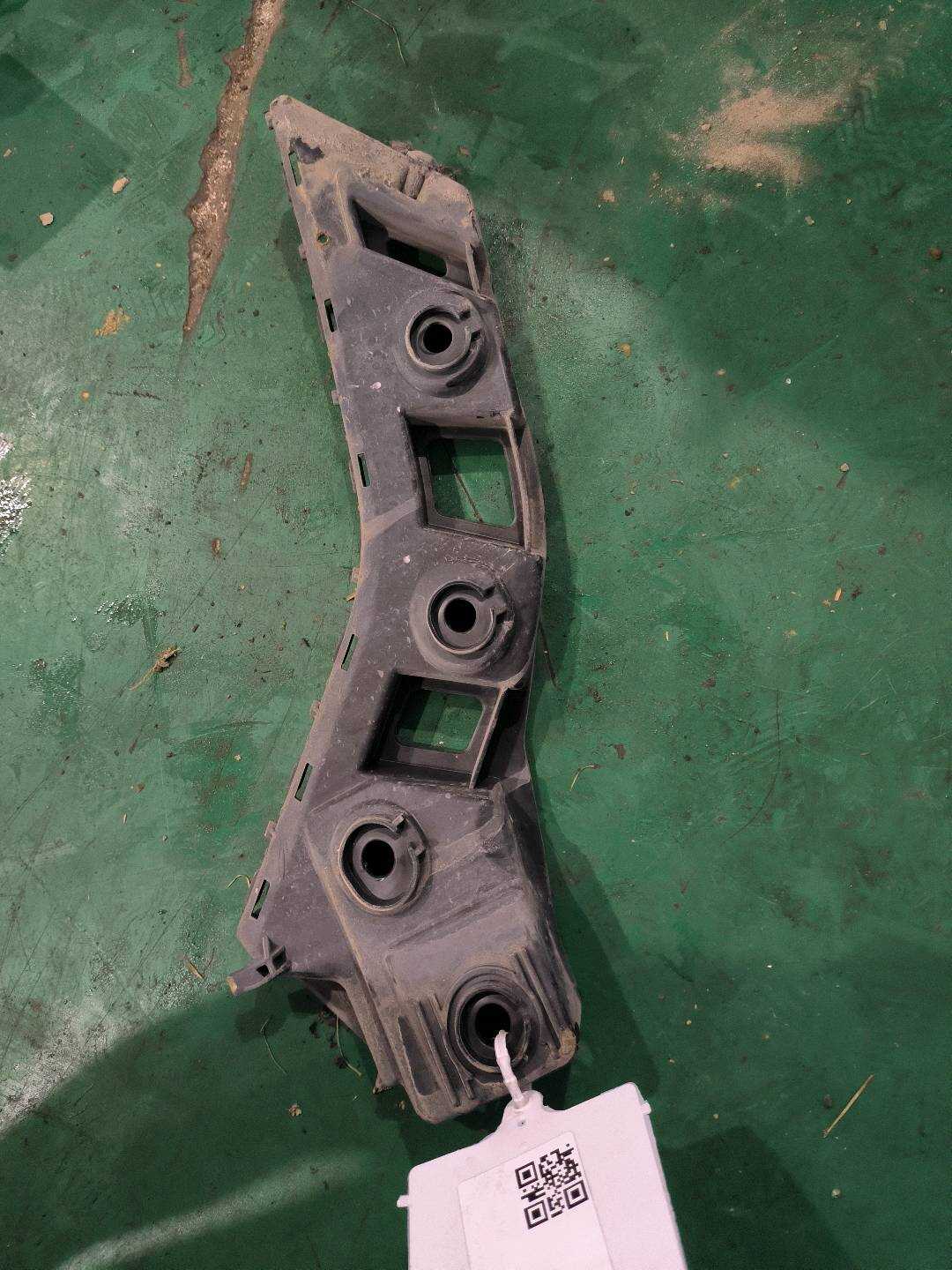 5TD807393 Rear Bumper Bracket, Left