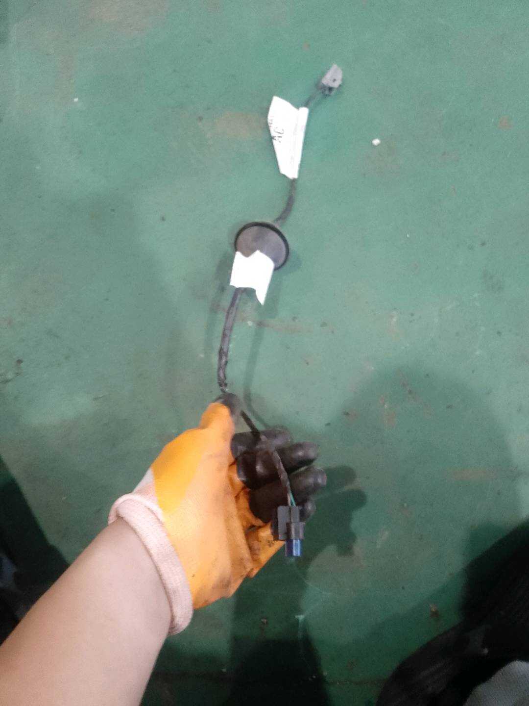 F2GT14A411AC Wiring Assembly, Fuel Filler Door