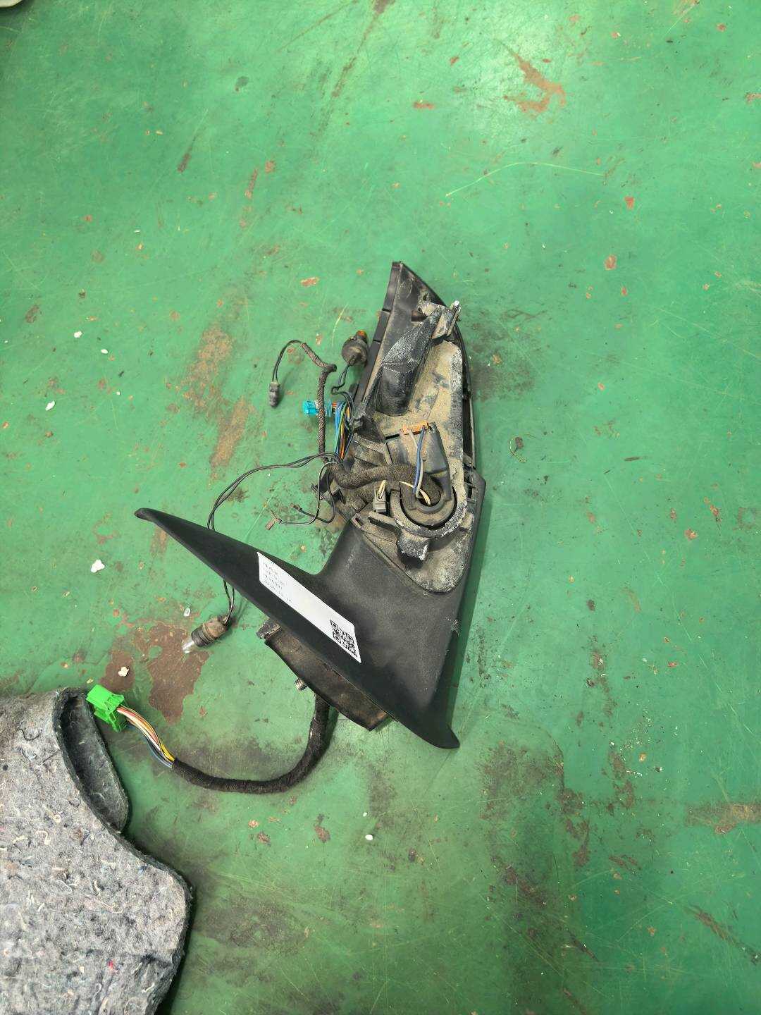 31297443 Side Mirror, Left