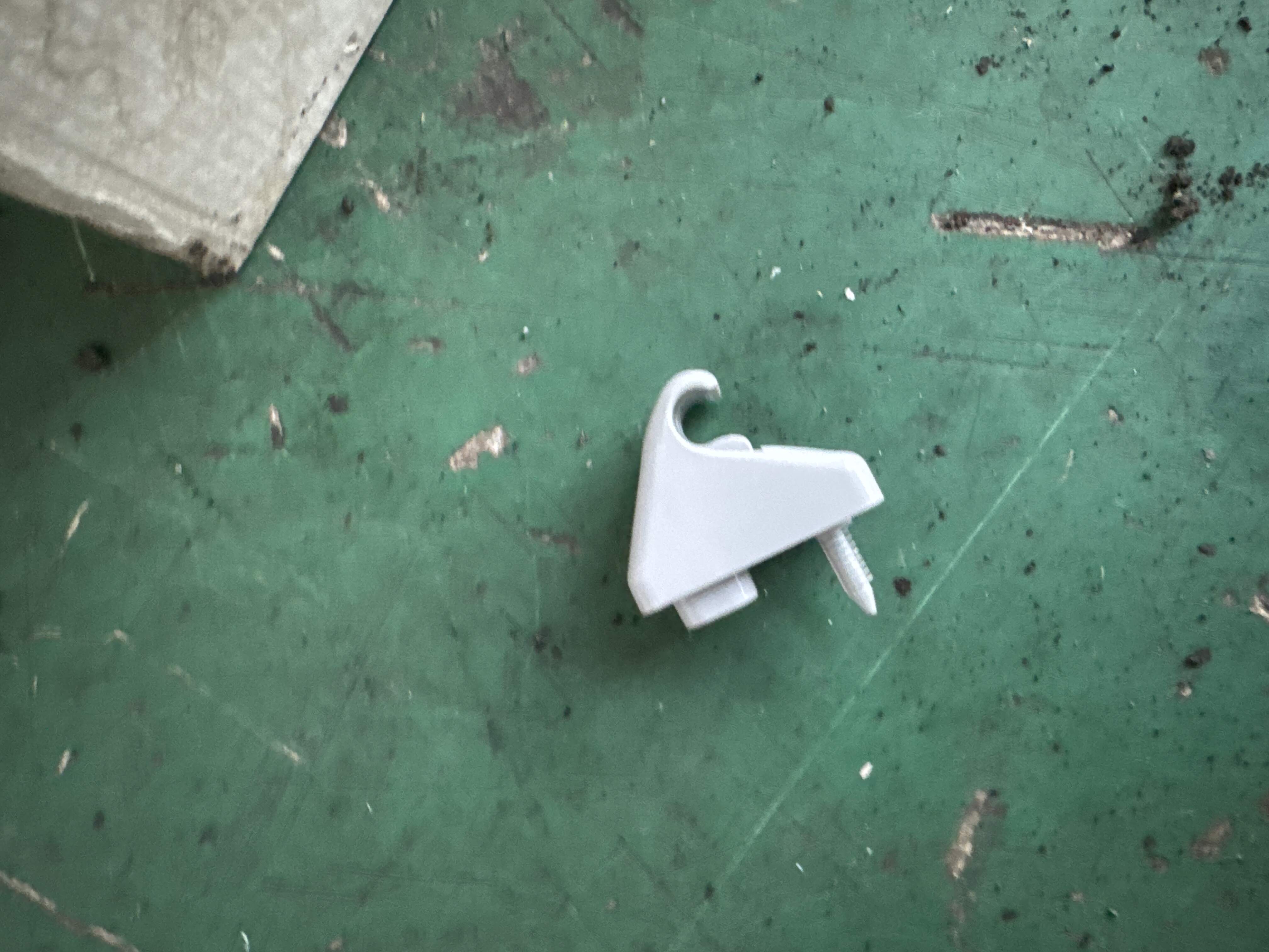 6250007AAF99F0M69 遮阳板挂钩_浅灰色实色