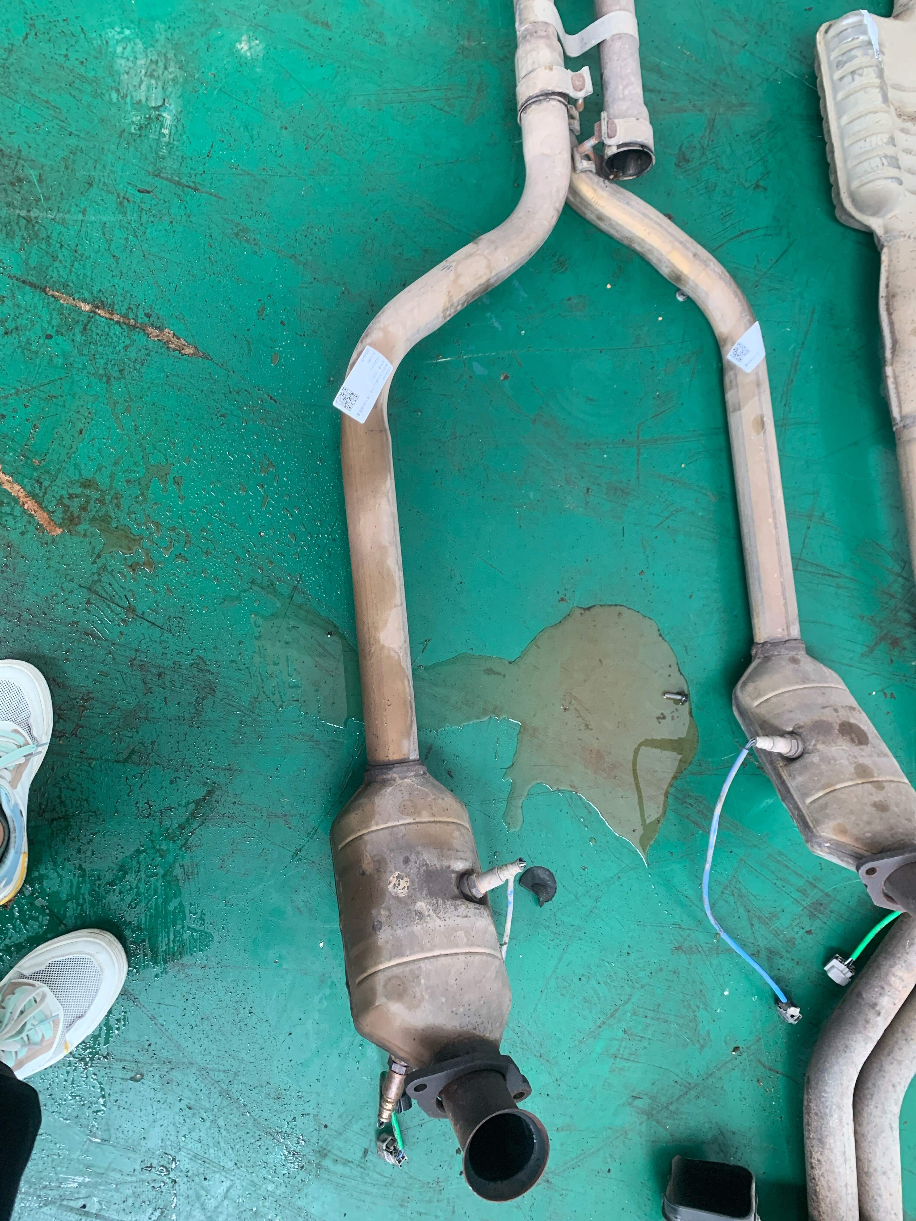 C2Z20166 Exhaust Pipe, Front Right