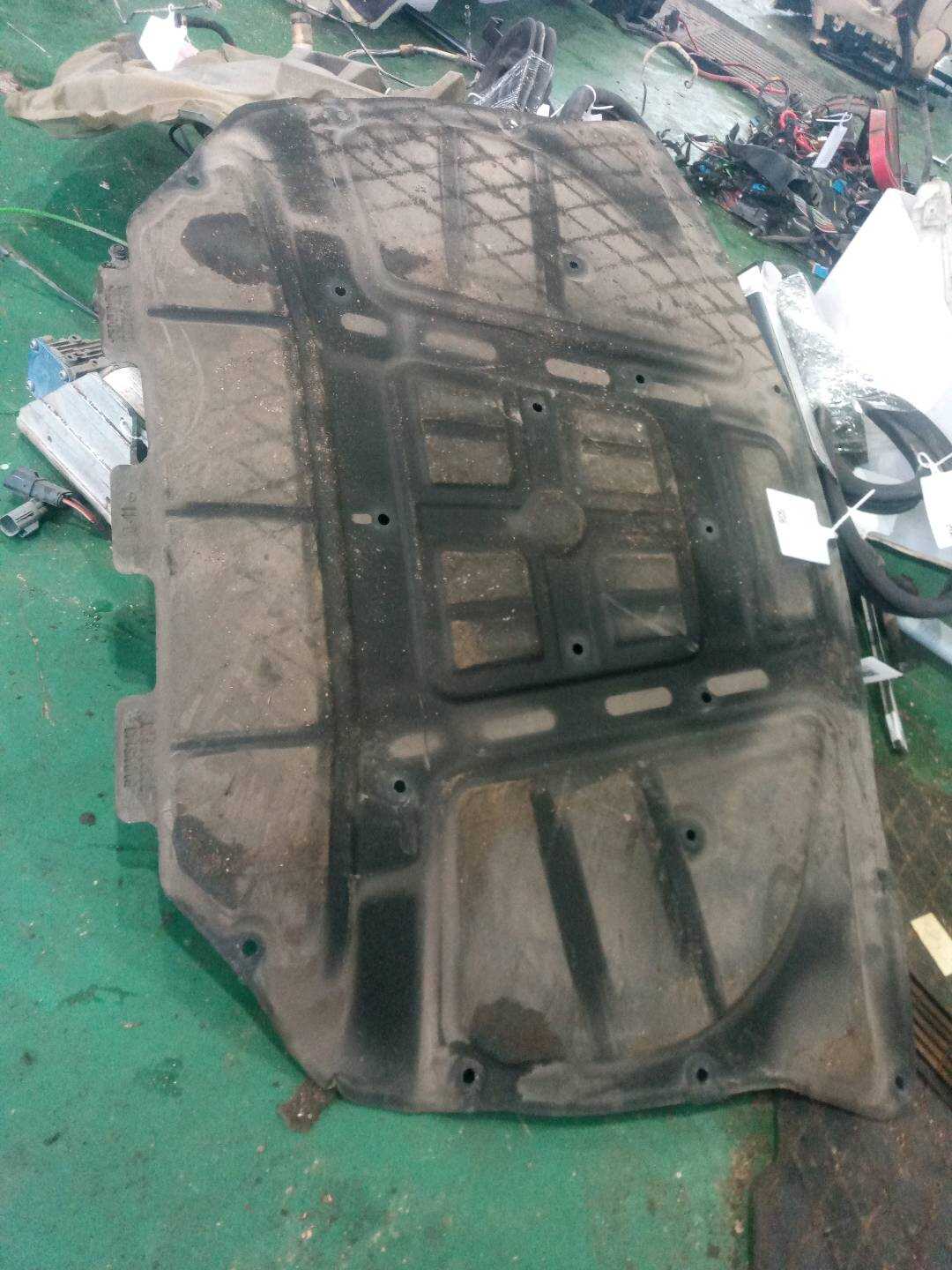 51486989301 前机盖内衬